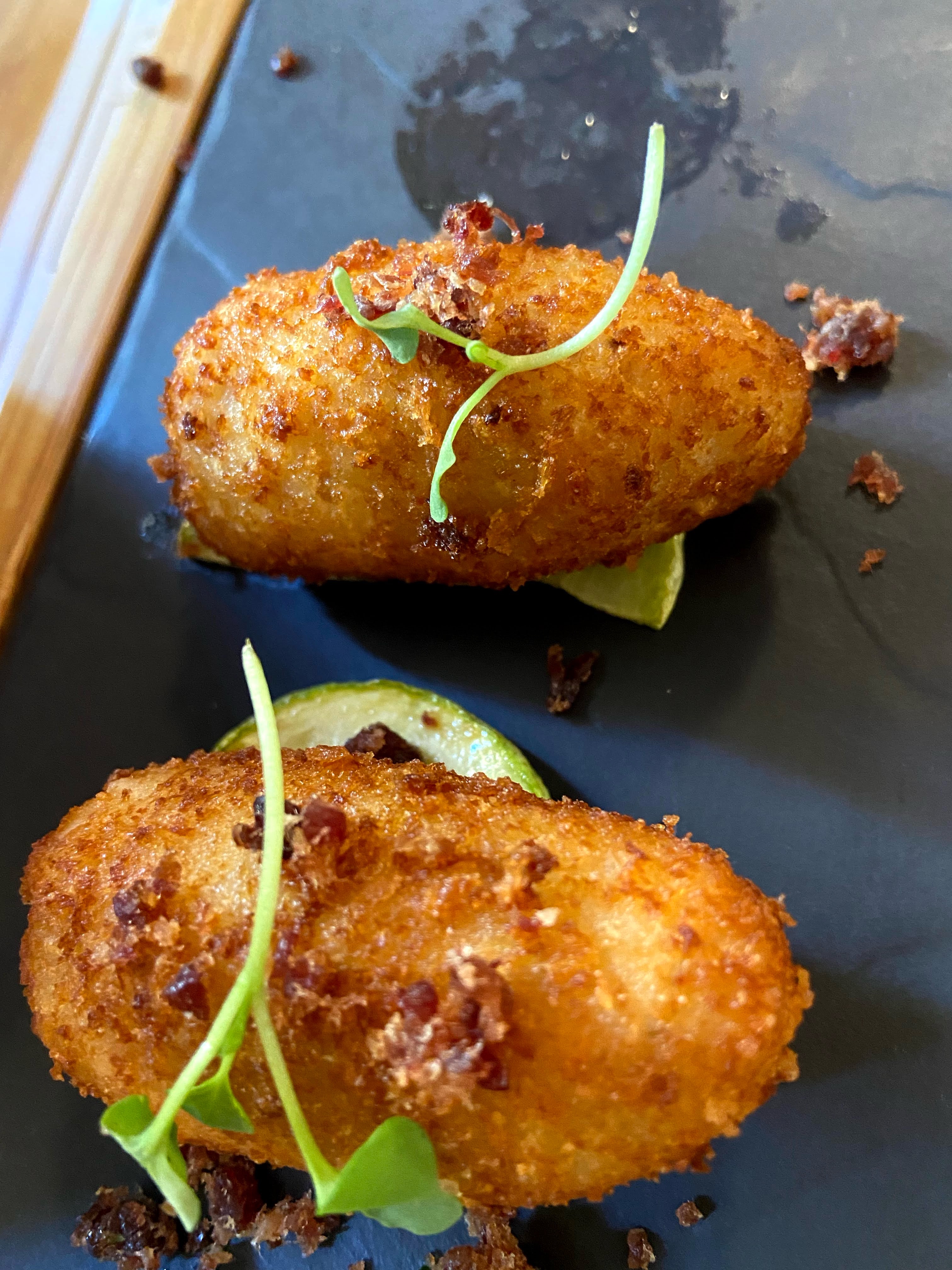 Restaurants Cinco Jotas