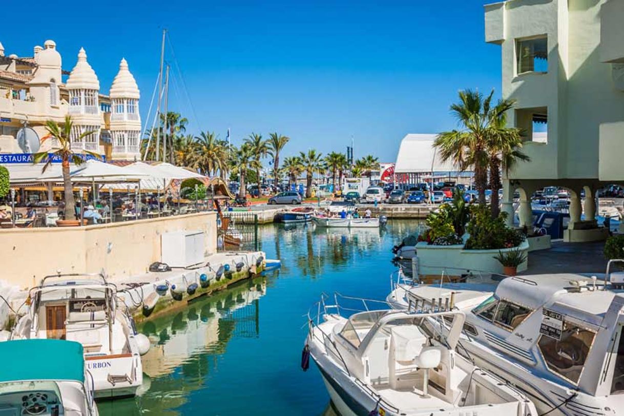 Lugar Puerto Marina Benalmádena OFFICIAL