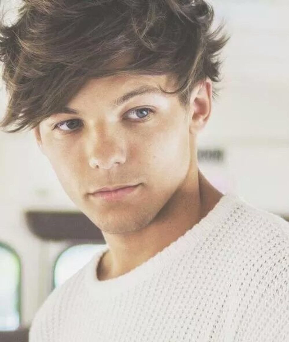 Social louis tomlinson