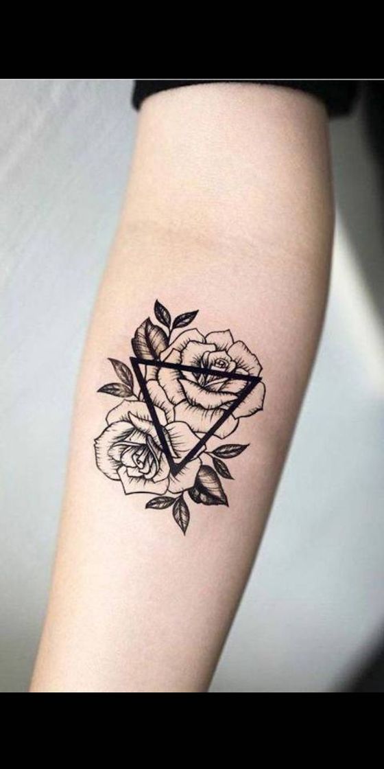 Moda Tatuagem triângulo florado