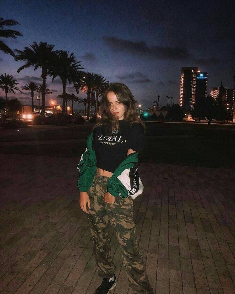 Moda calça estilo exército 