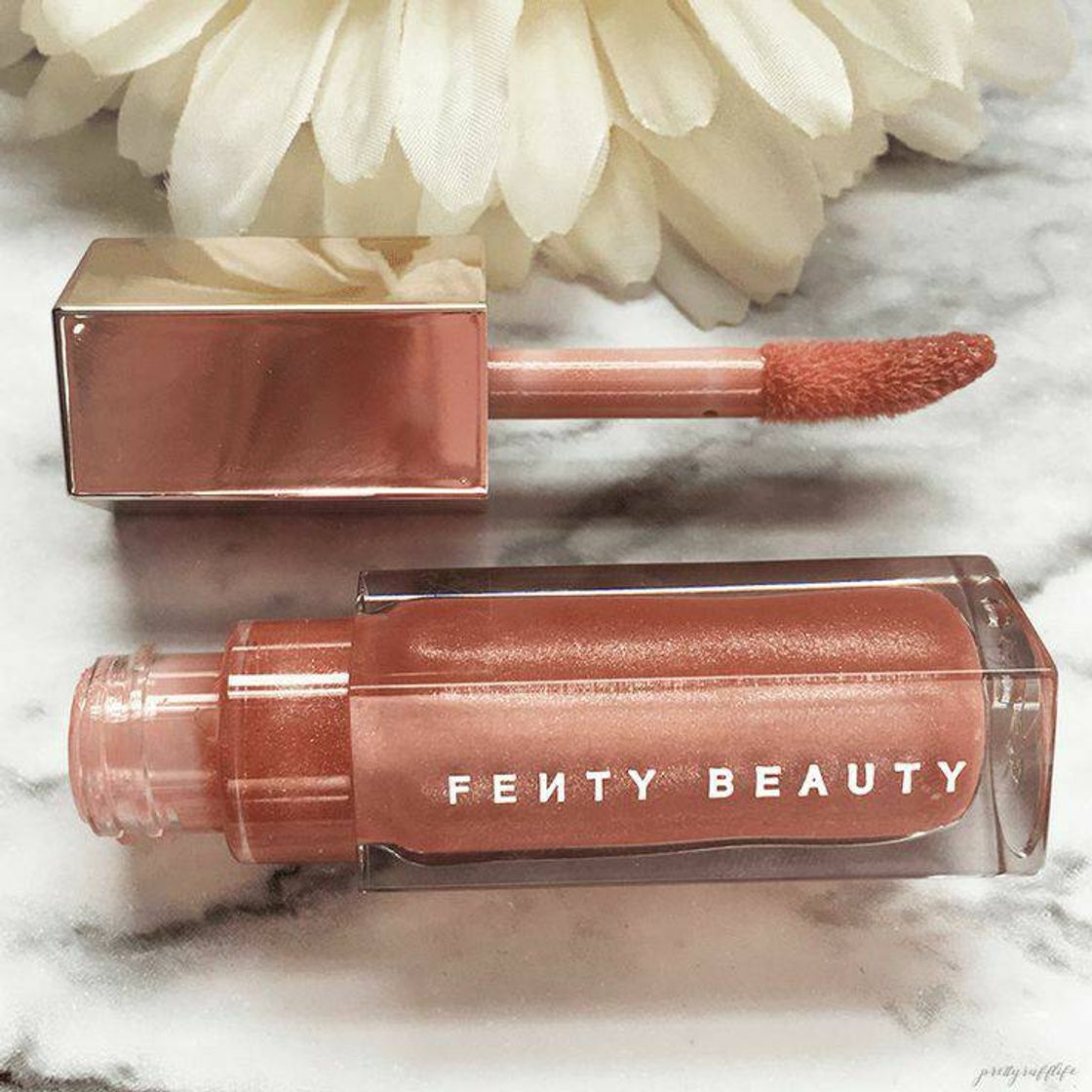 Moda Fenty Beauty Gloss - Fenty Glow