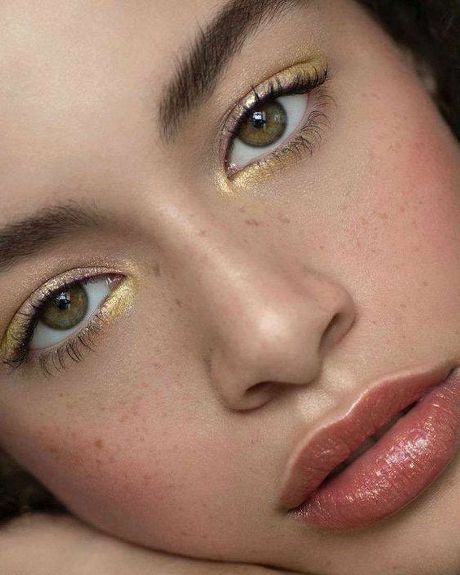 Social Yellow shine