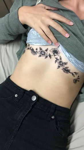 Tatuagem feminina