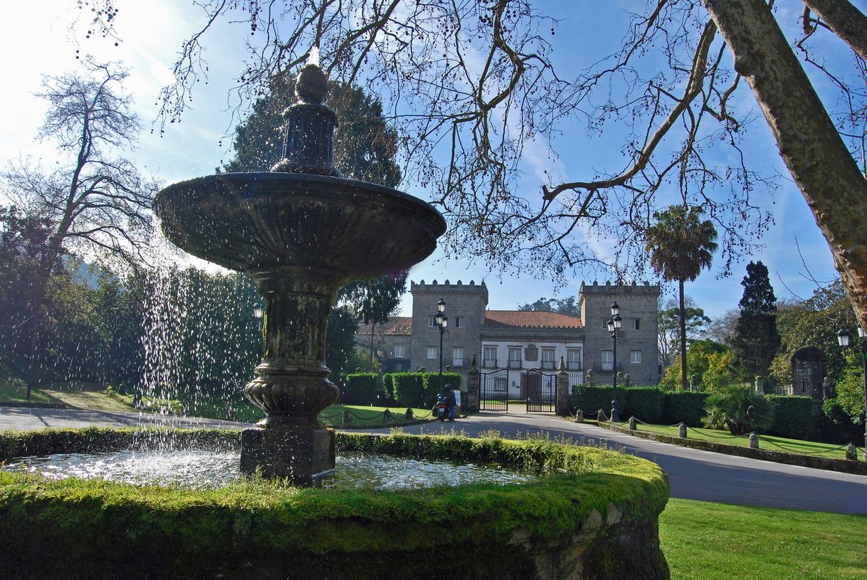 Lugar Quiñones de Leon