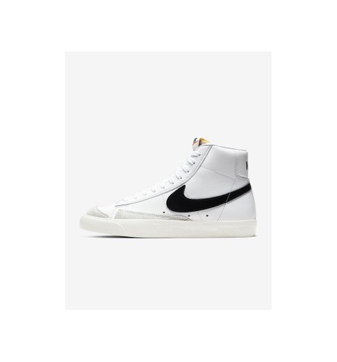Nike Blazer Mid '77 sneakers in white