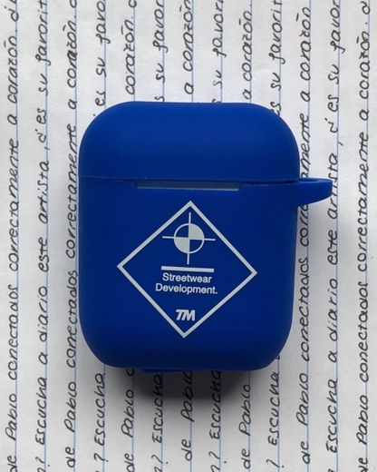 Blue silicone airpods case - PULL&BEAR