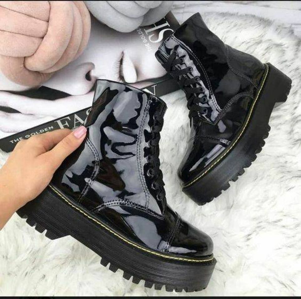 Moda Bota feminina