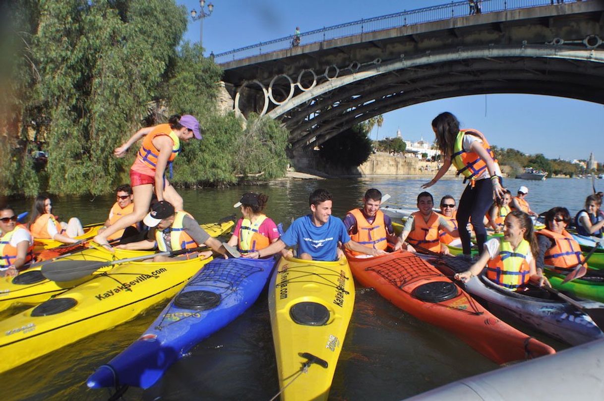 Lugares Kayak Sevilla Tours por Sevilla en Kayak y Paddle Surf