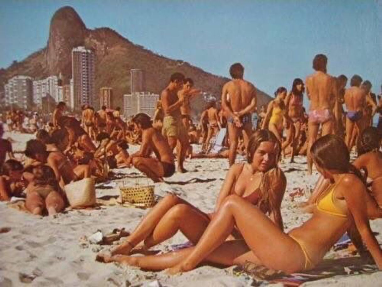 Moda praia de ipanema, rj - anos 90