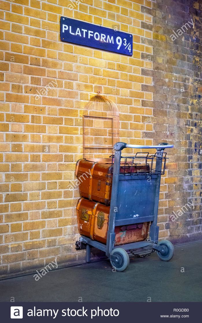 Place The Harry Potter Shop at Platform 9¾