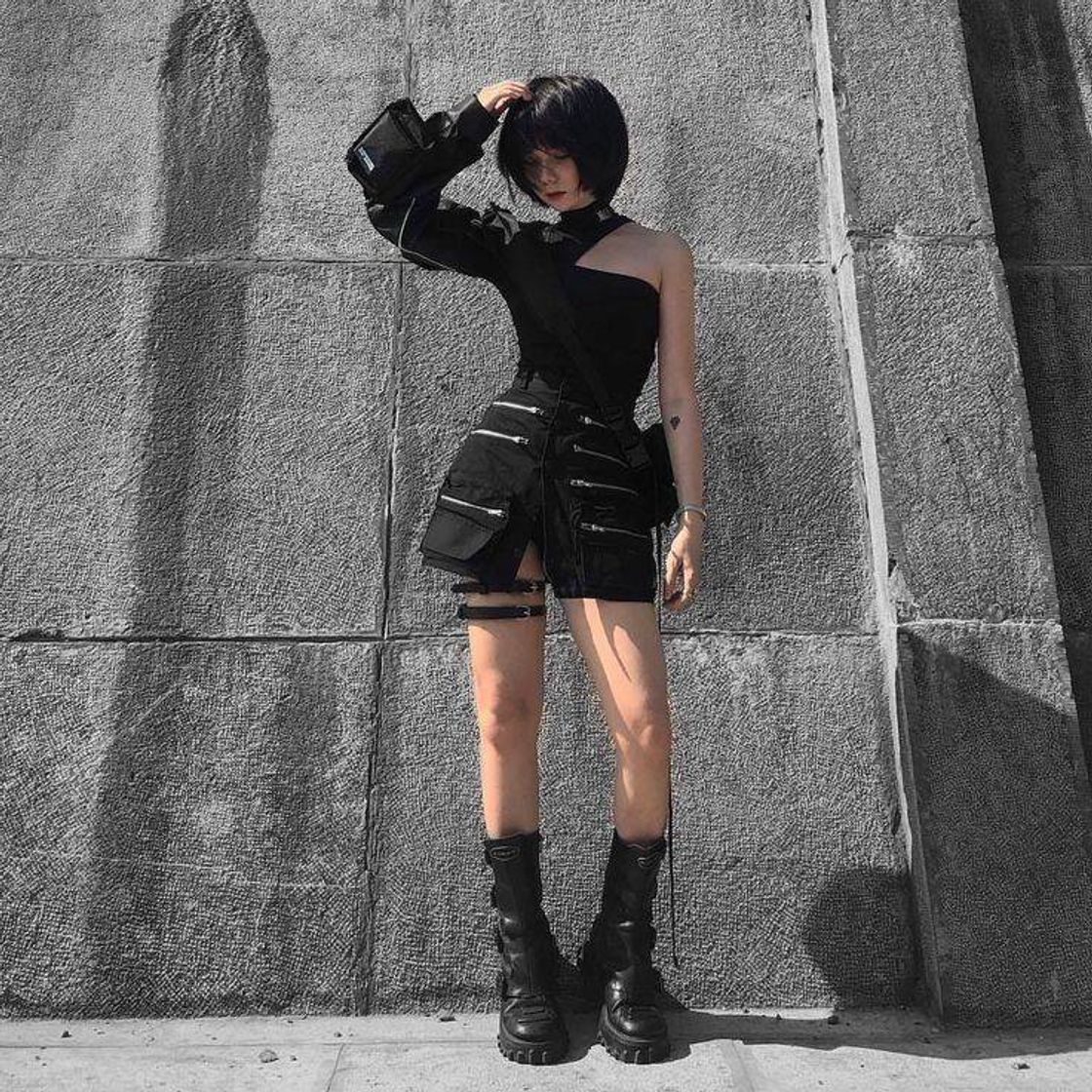 Fashion Techwear fashion🖤🖤