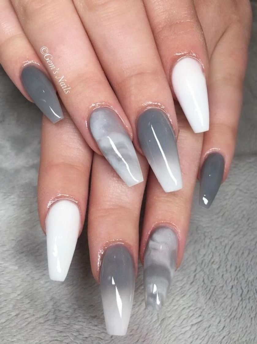 Fashion Grey nails