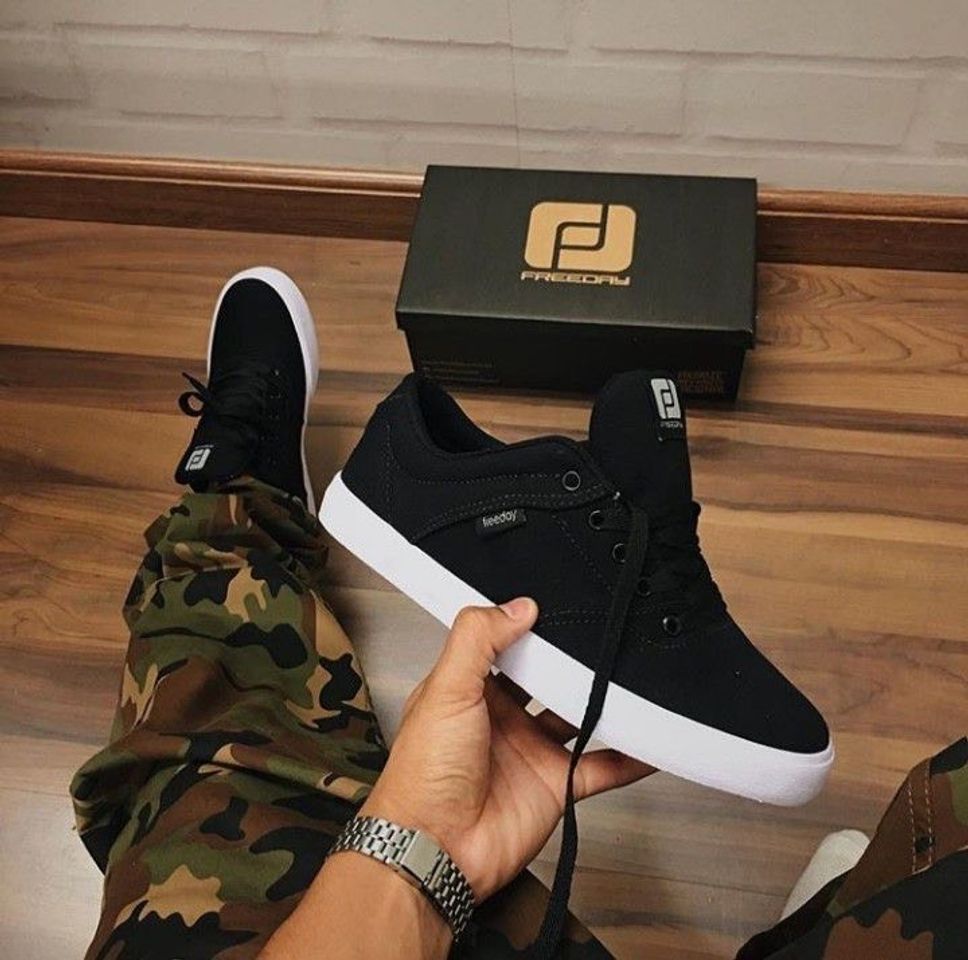 Fashion black sneakers