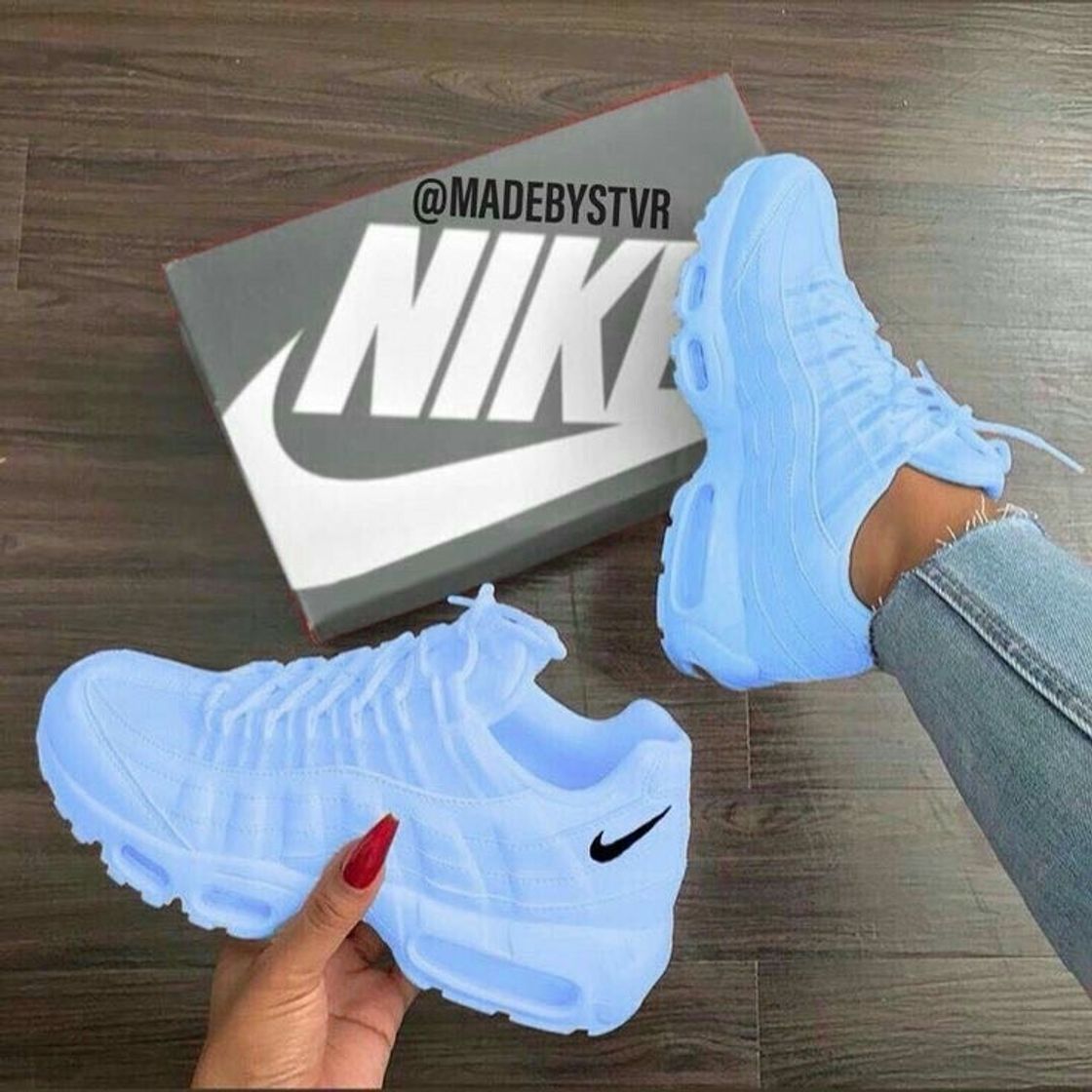 Fashion Tênis Nike azul lindo pra sair com as amigas💕💙