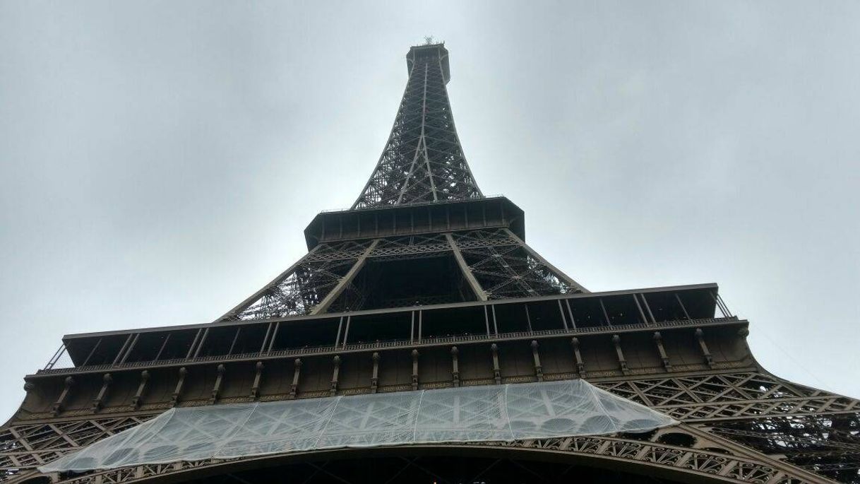 Moda Torre Eiffel (vista de noite)