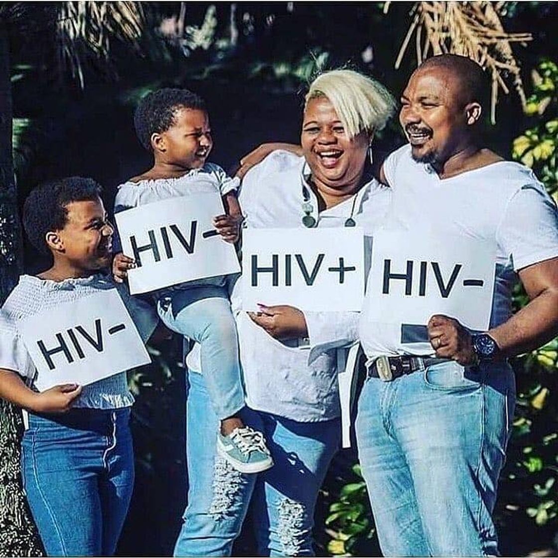 Moda A mãe é HIV +.