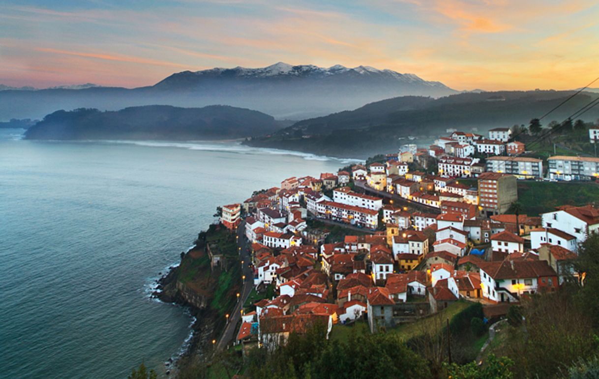 Place Llastres, Asturies