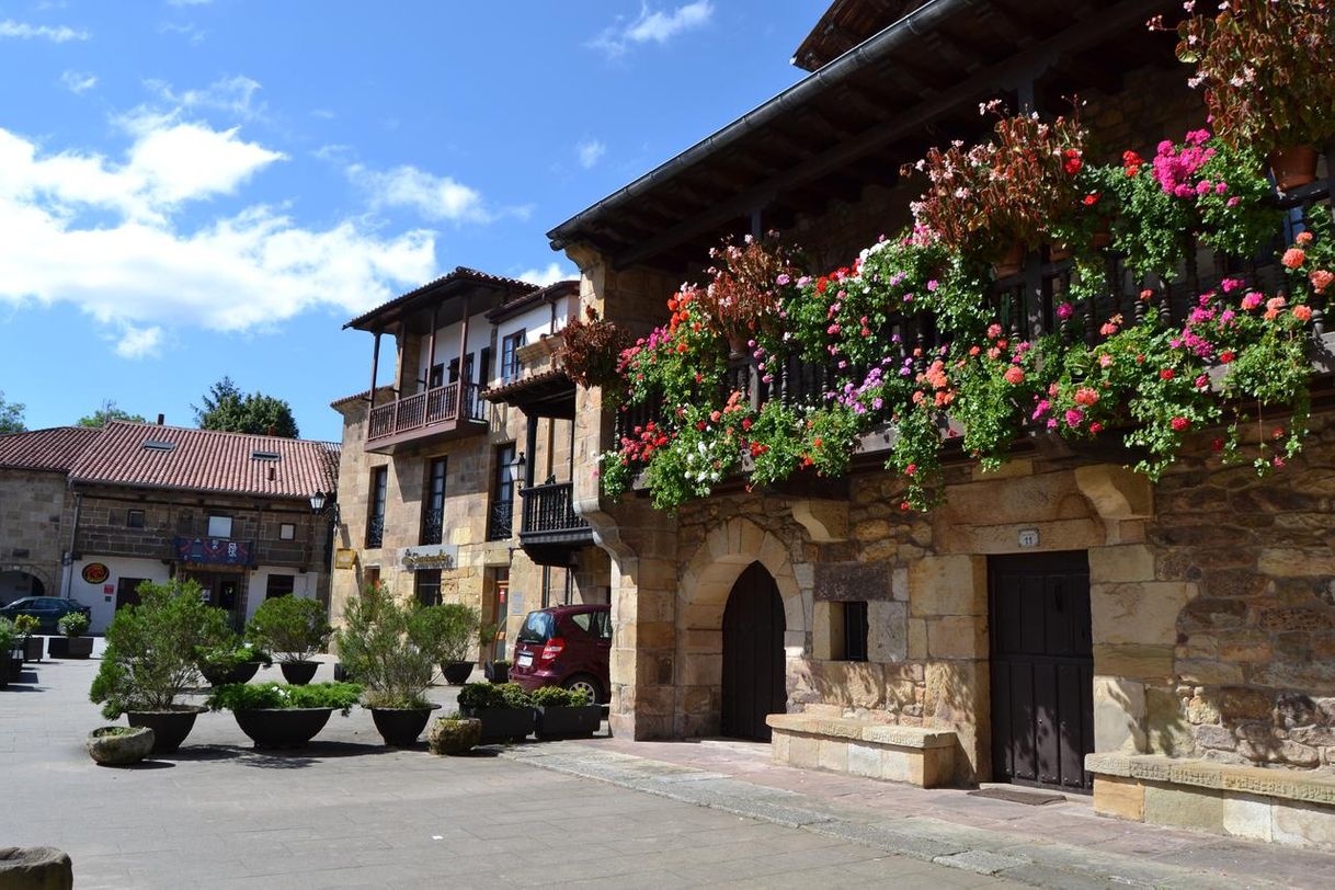 Place Liérganes