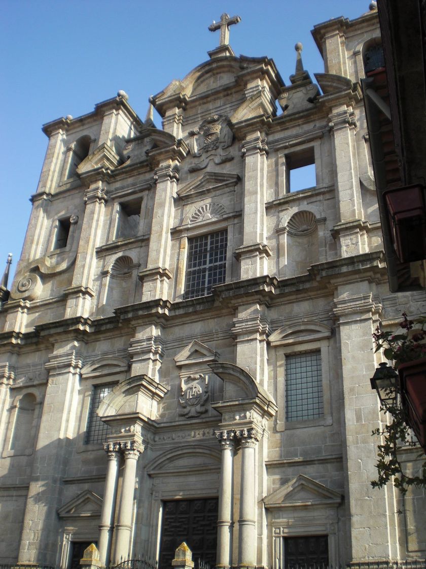 Place Igreja de São Lourenço/MASA