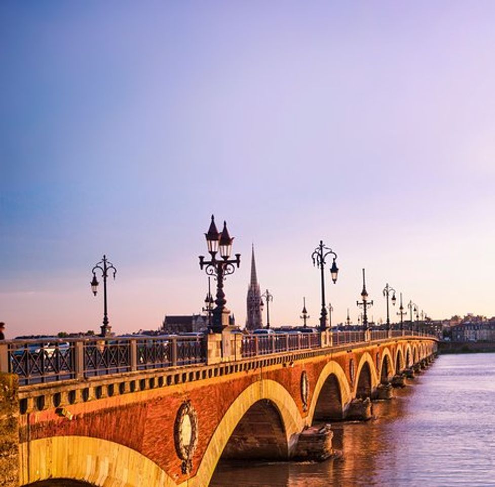 Place Pont de pierre