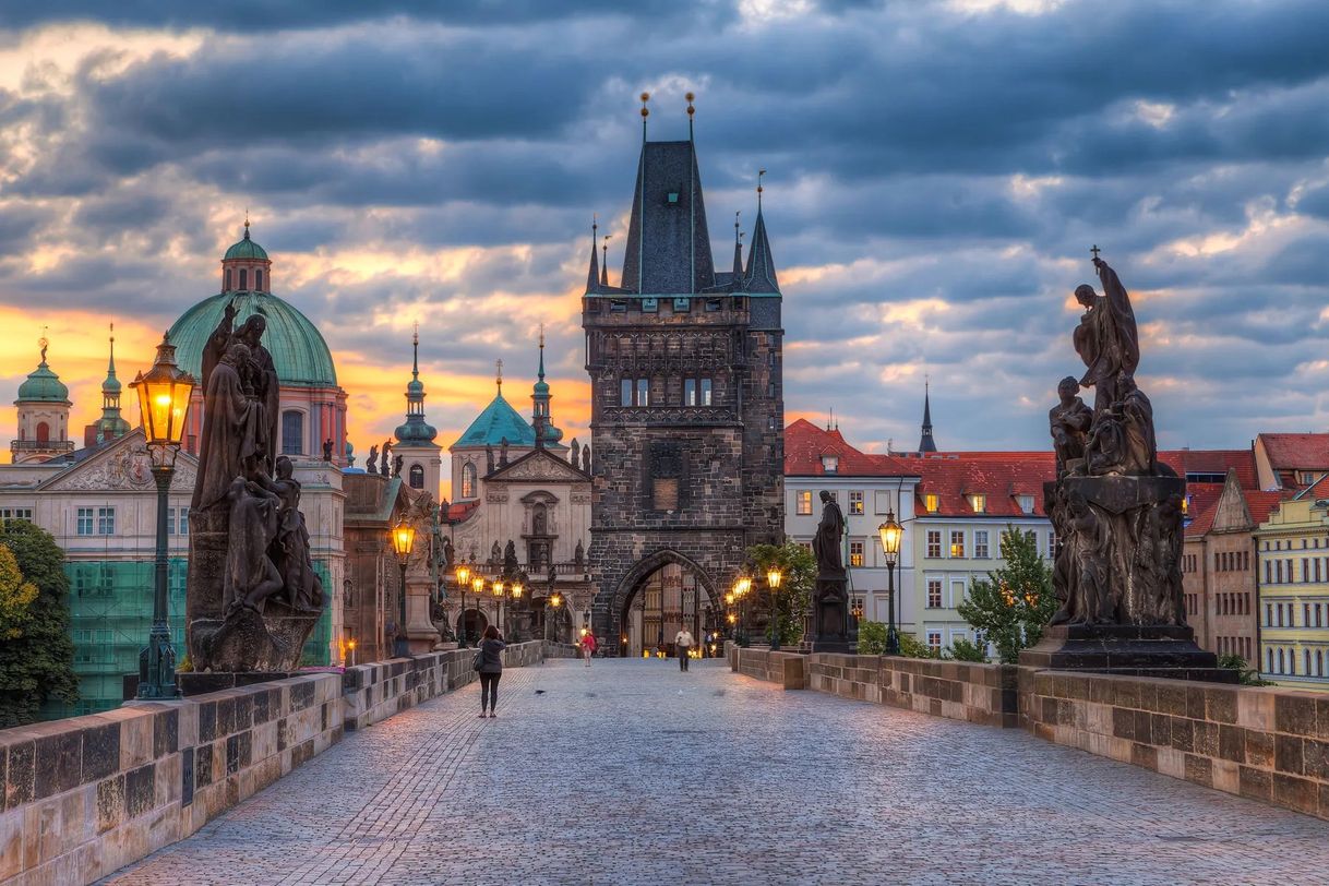 Place Charles Bridge