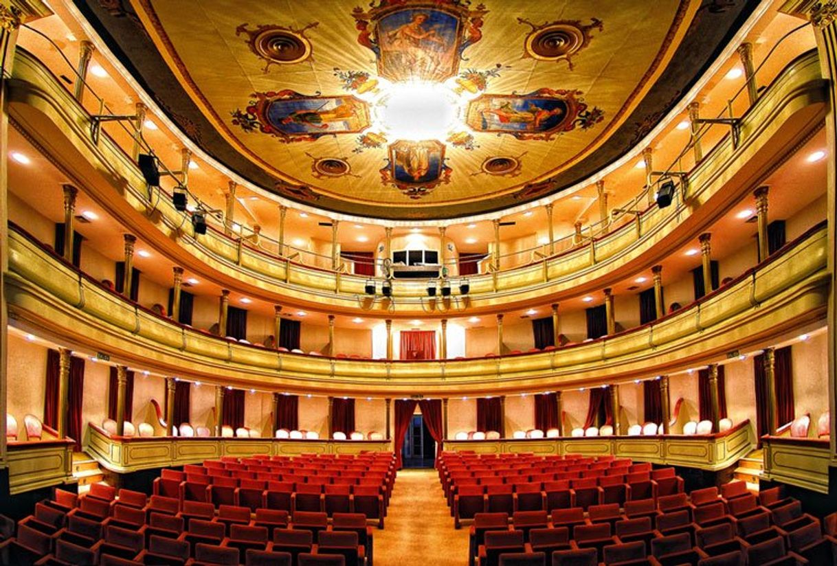 Place Teatro Calderón de la Barca