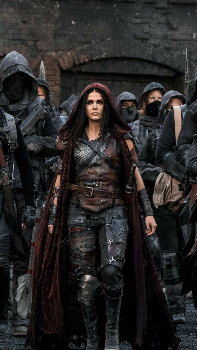 Fashion Octavia😍-the 100