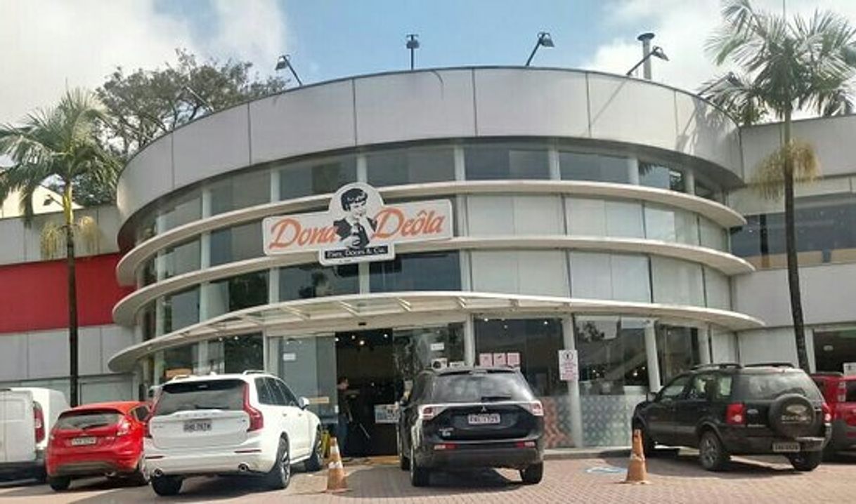 Restaurants Dona Deôla - Padaria & Cia da granja Viana 