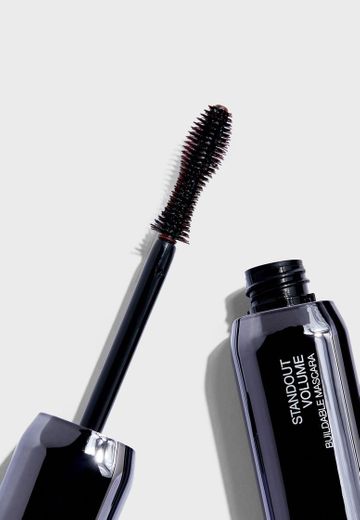 Standout Volume Buildable Mascara