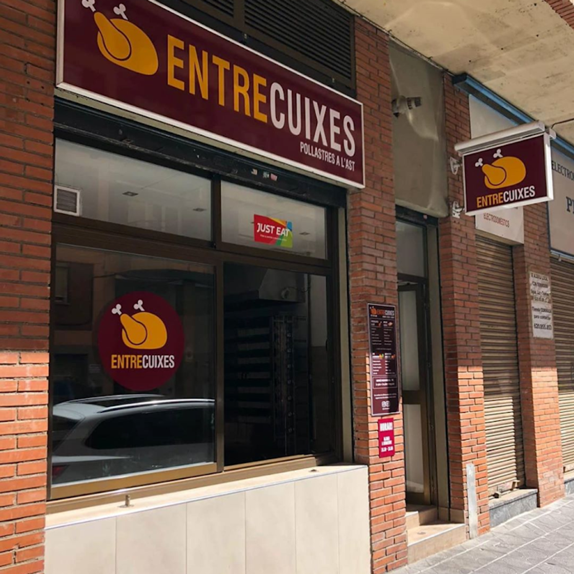 Restaurantes ENTRECUIXES - Pollastres a l’ast