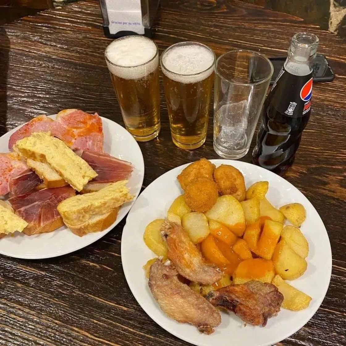 Restaurants El Tigre Sidra Bar