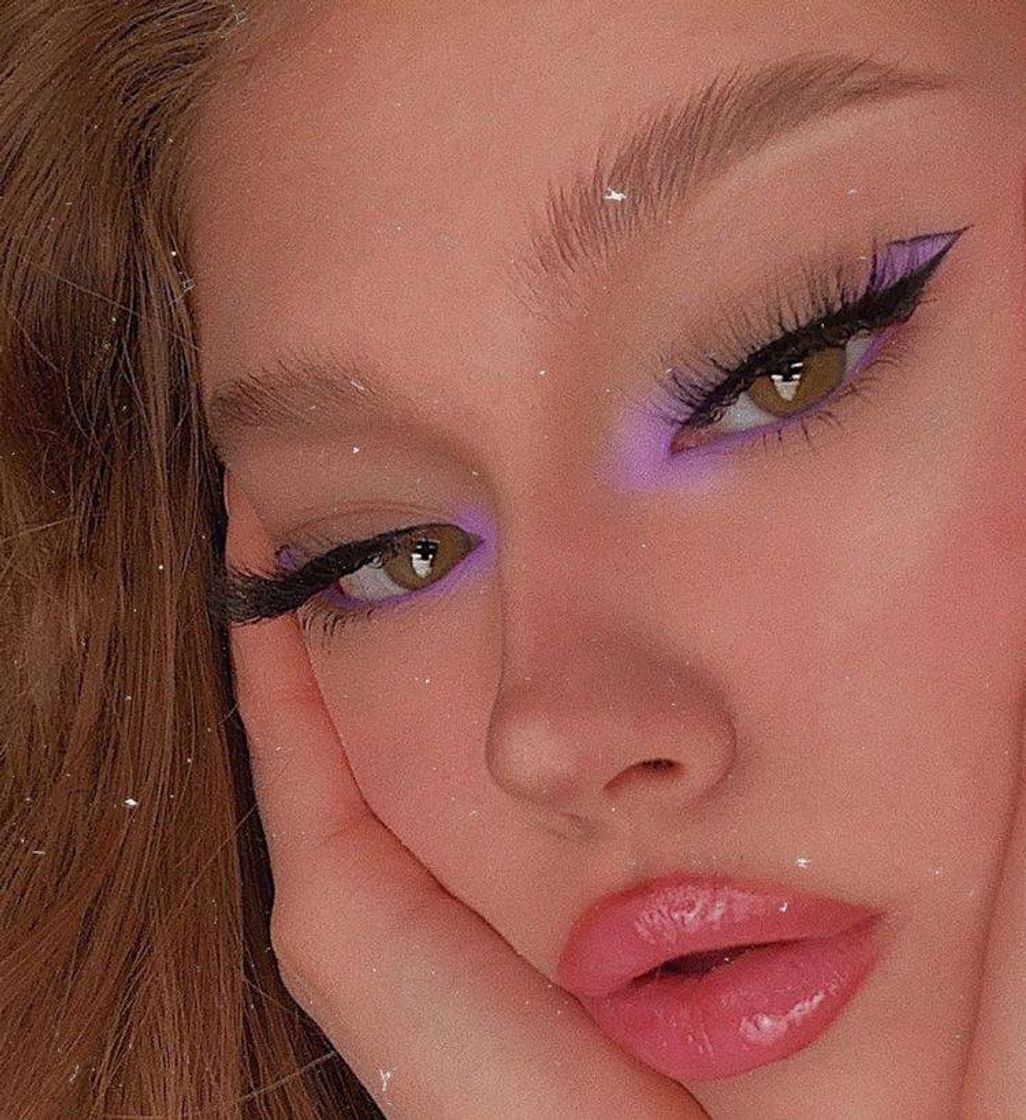 Social Natural makeup 