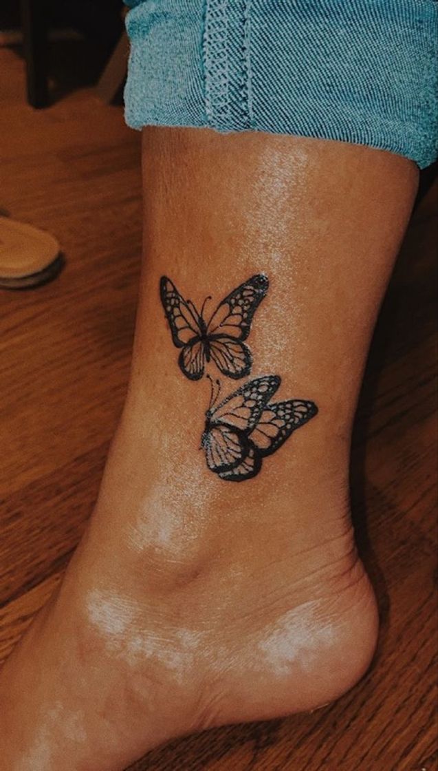 Moda butterfly tatto.