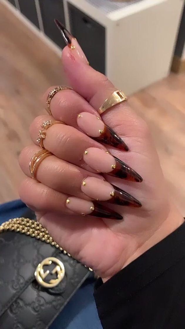 Moda Nail