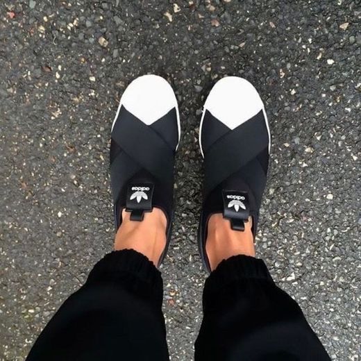 adidas Originals Women's Superstar Slipon W Sneaker Running Shoe, Black