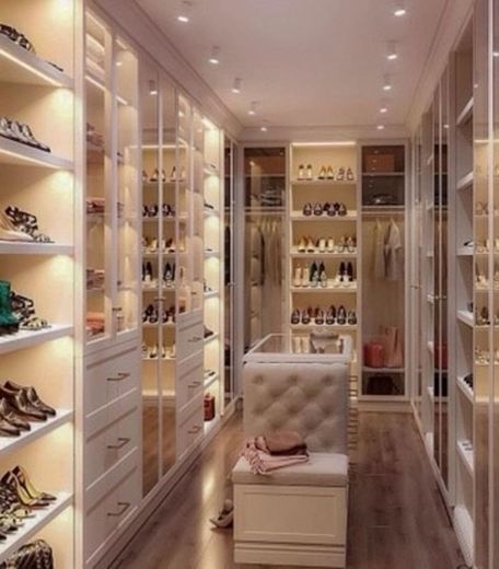 lux closet