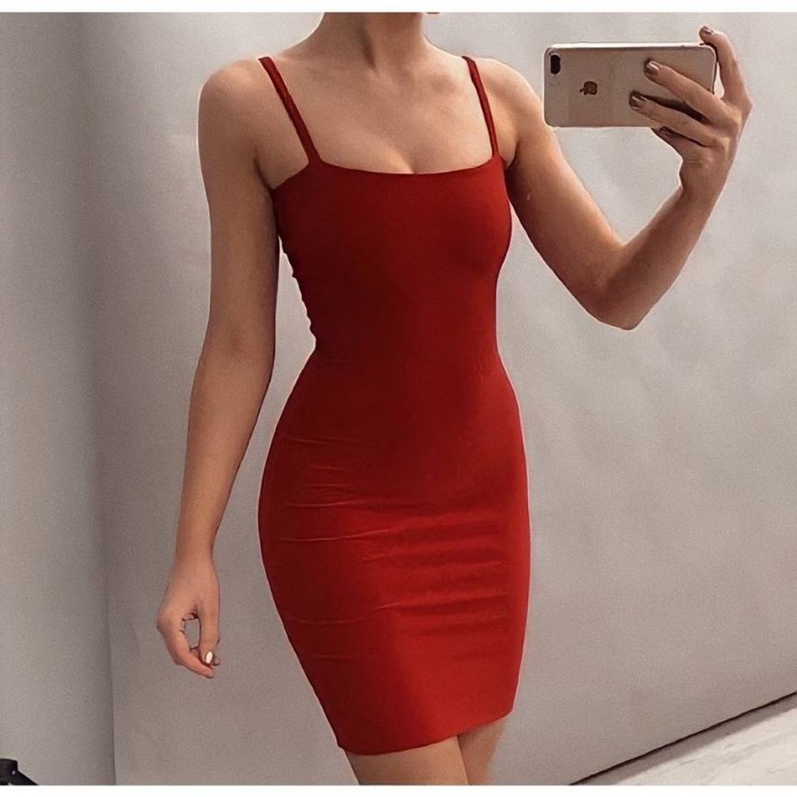 Moda Vestido vermelho tubinho 