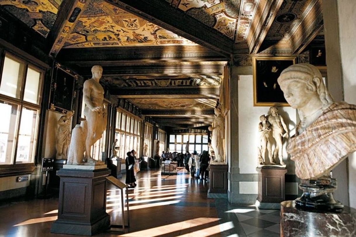 Lugar Uffizi Gallery