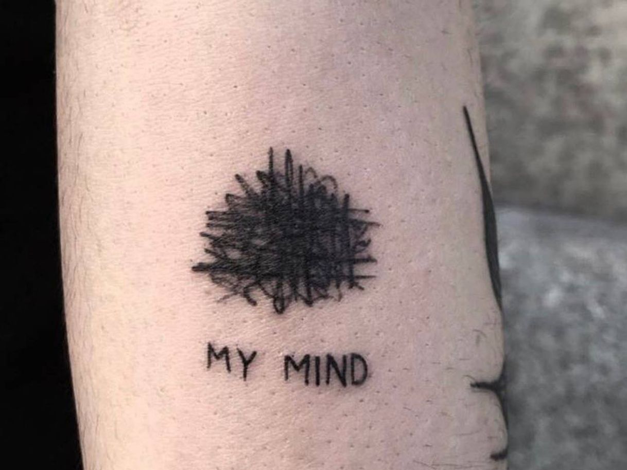 Moda My mind tattoo cut