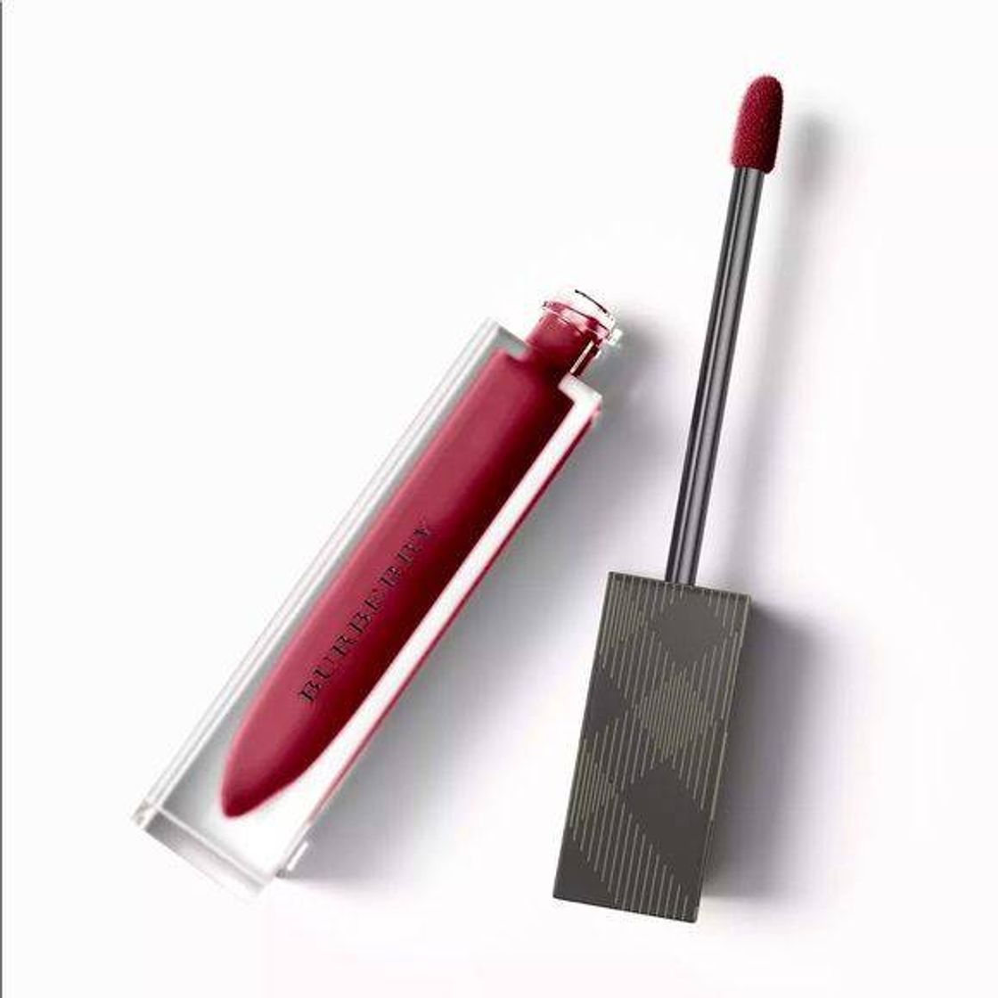 Moda Burberry Velvet Lipstick Black Cherry Color