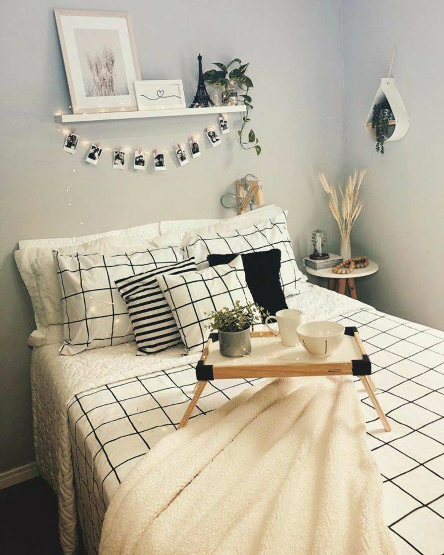 Room decoration 
