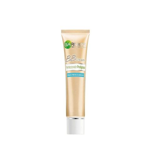 Garnier SkinActive BB Cream Matificante Crema Correctora y Anti Imperfecciones para Pieles