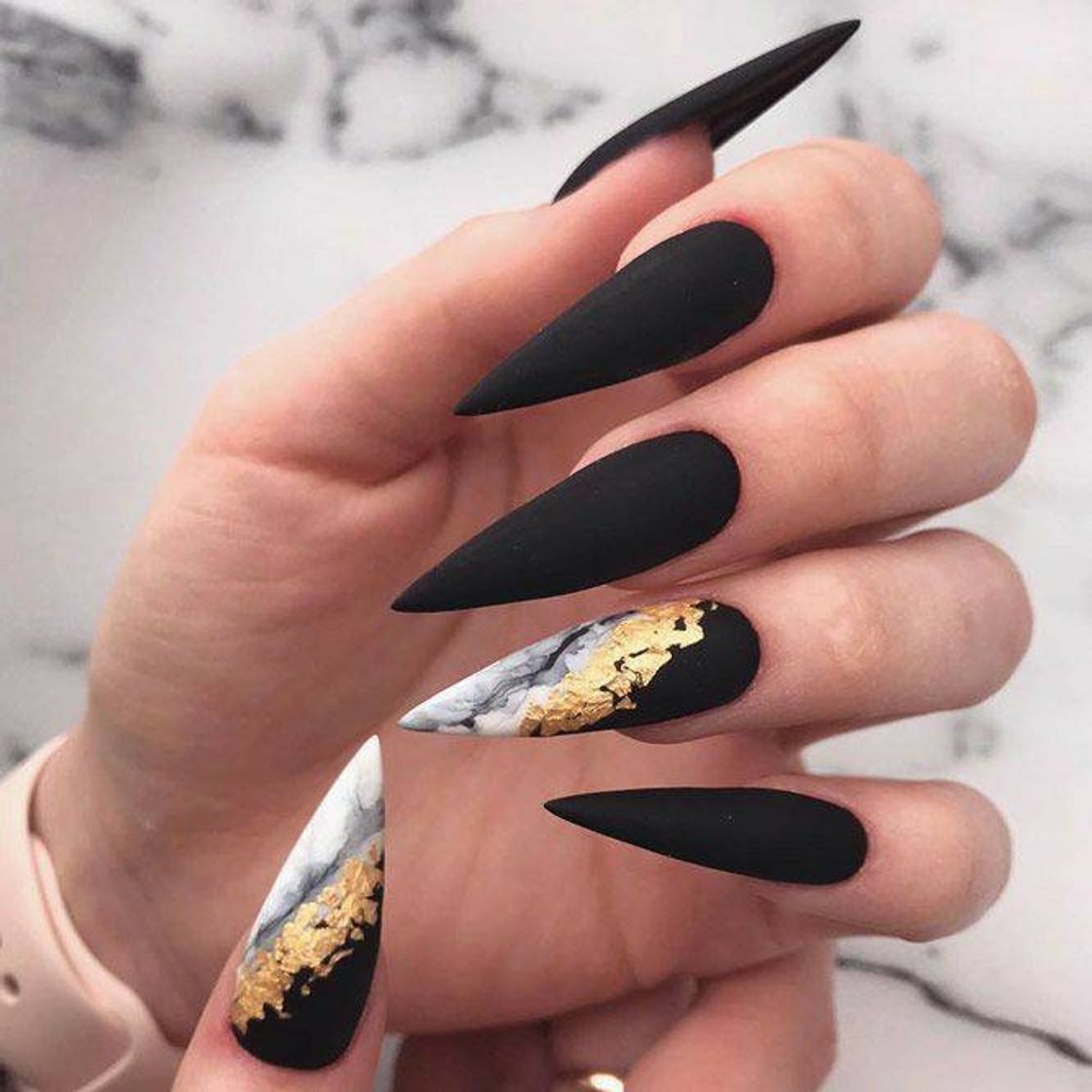 Fashion Luxury nails desingns for ladies