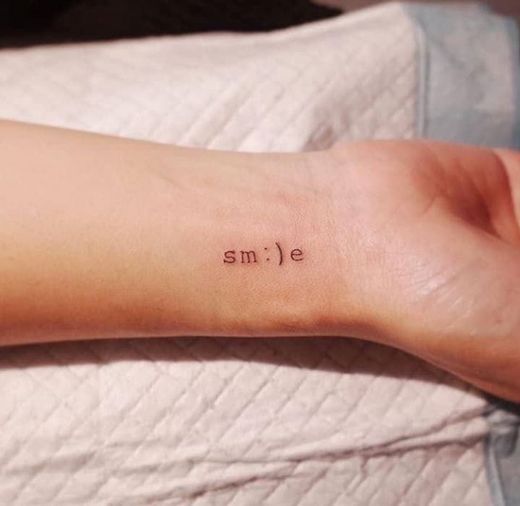 minimalist tattoo 