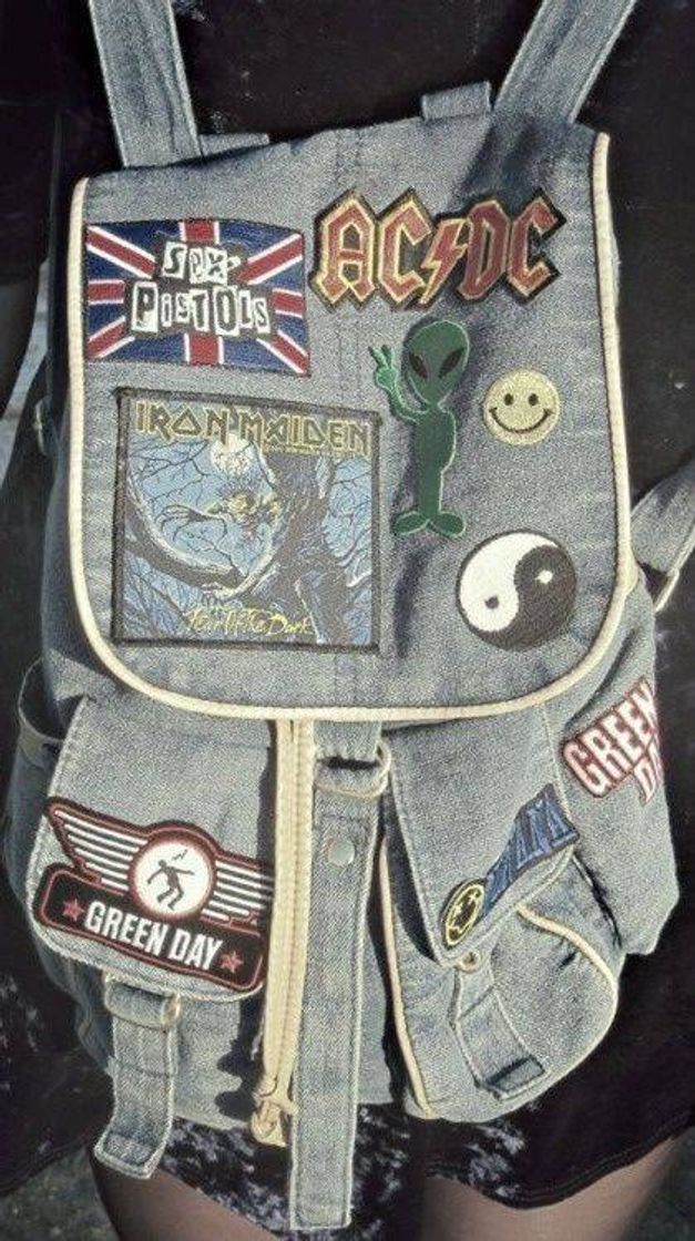 Moda Mochila estilo grunge