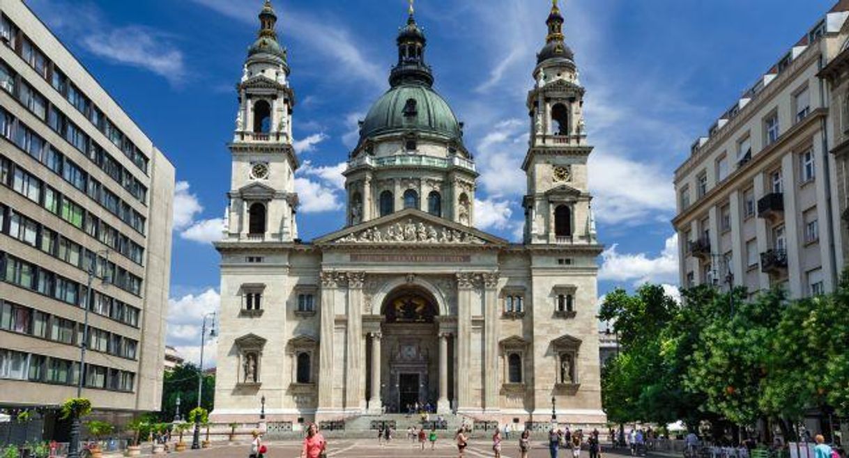 Lugar Basílica de San Esteban