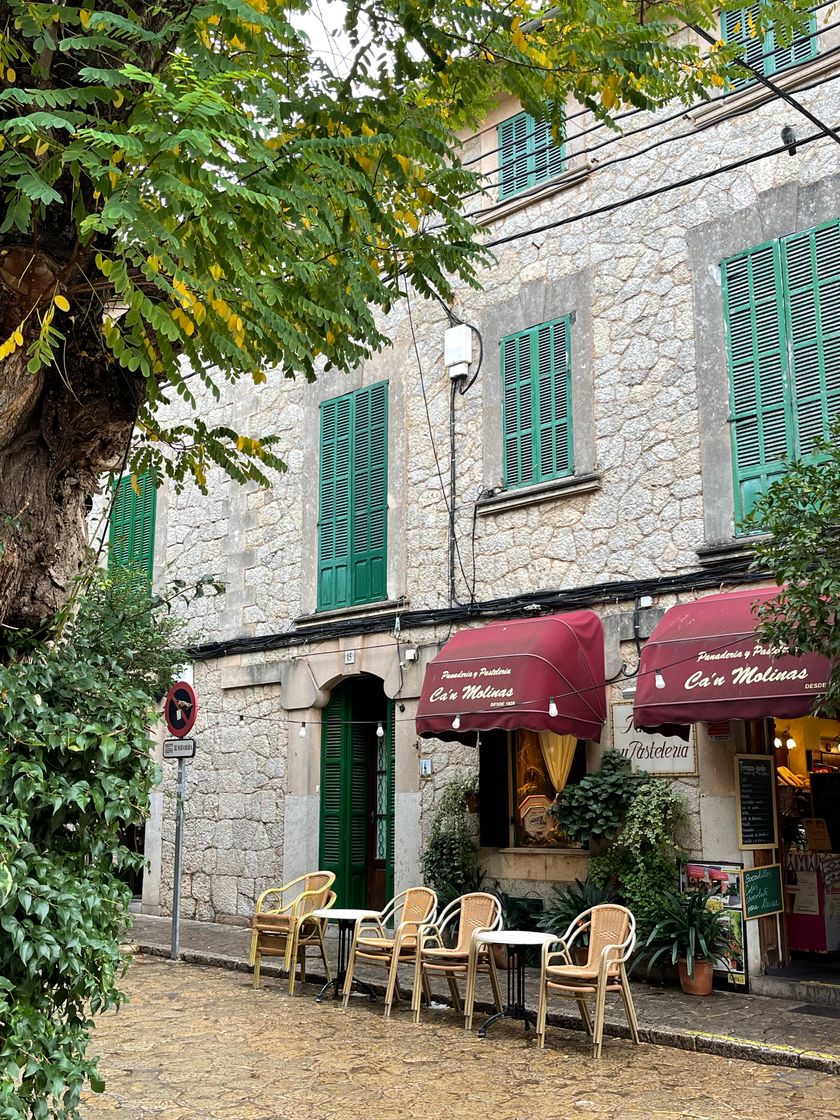 Restaurantes Pastelería Ca'n Molinas