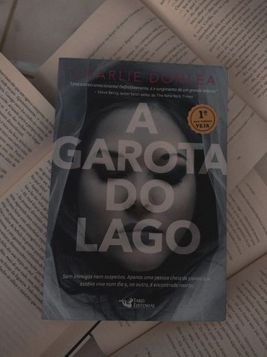 A Garota do Lago