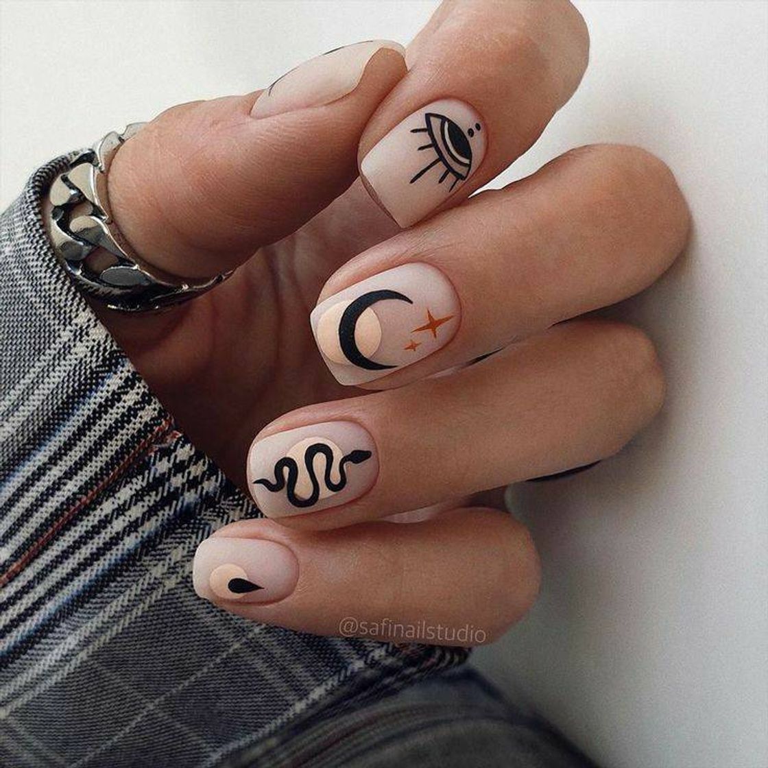 Fashion Nails